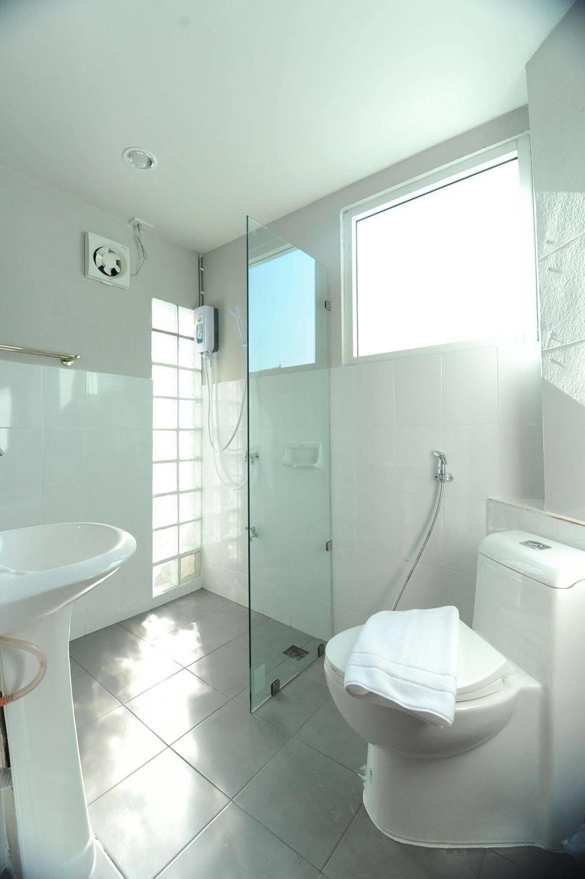 Khách sạn Nanya 3*